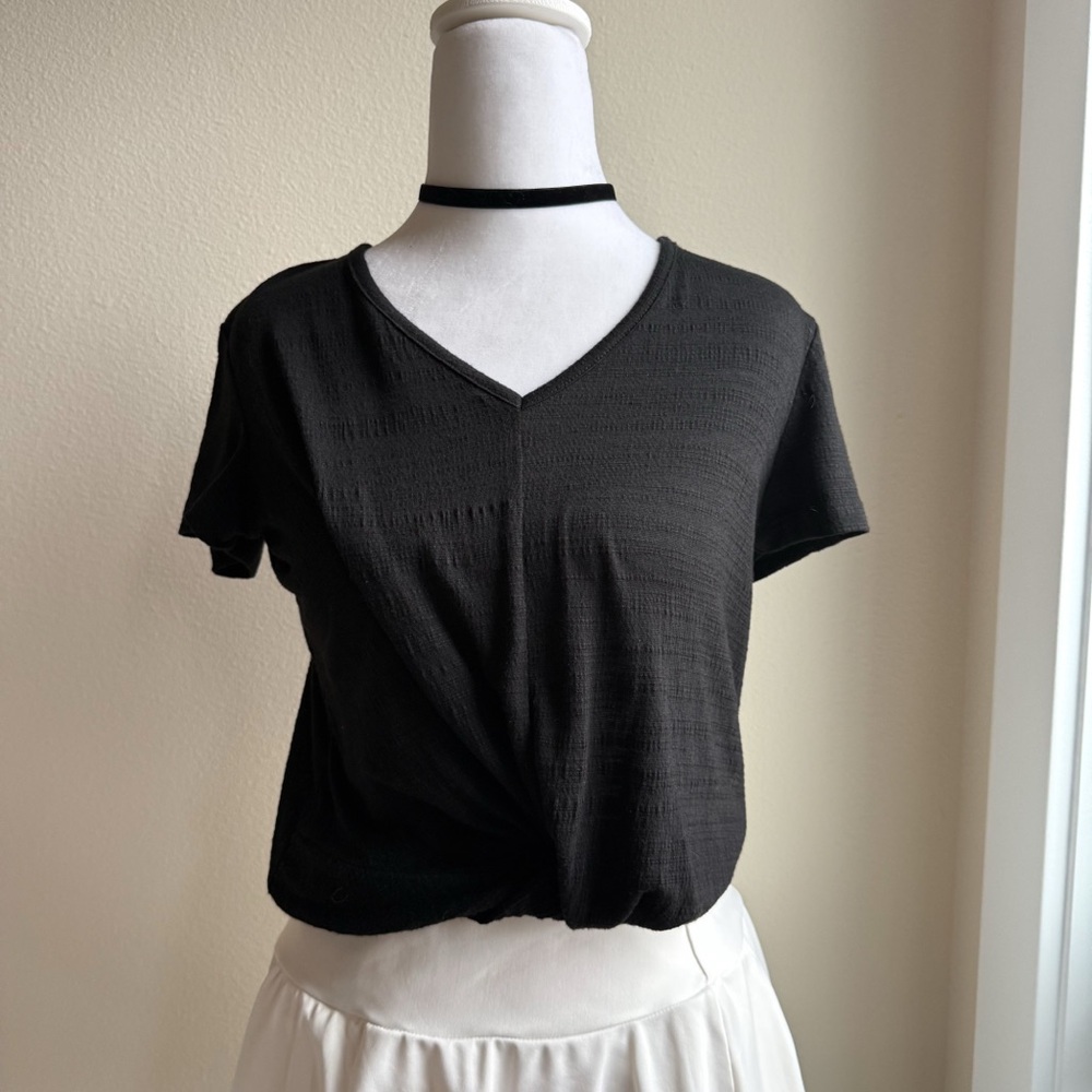 Sanctuary Black V-Neck Women's Top Size XS